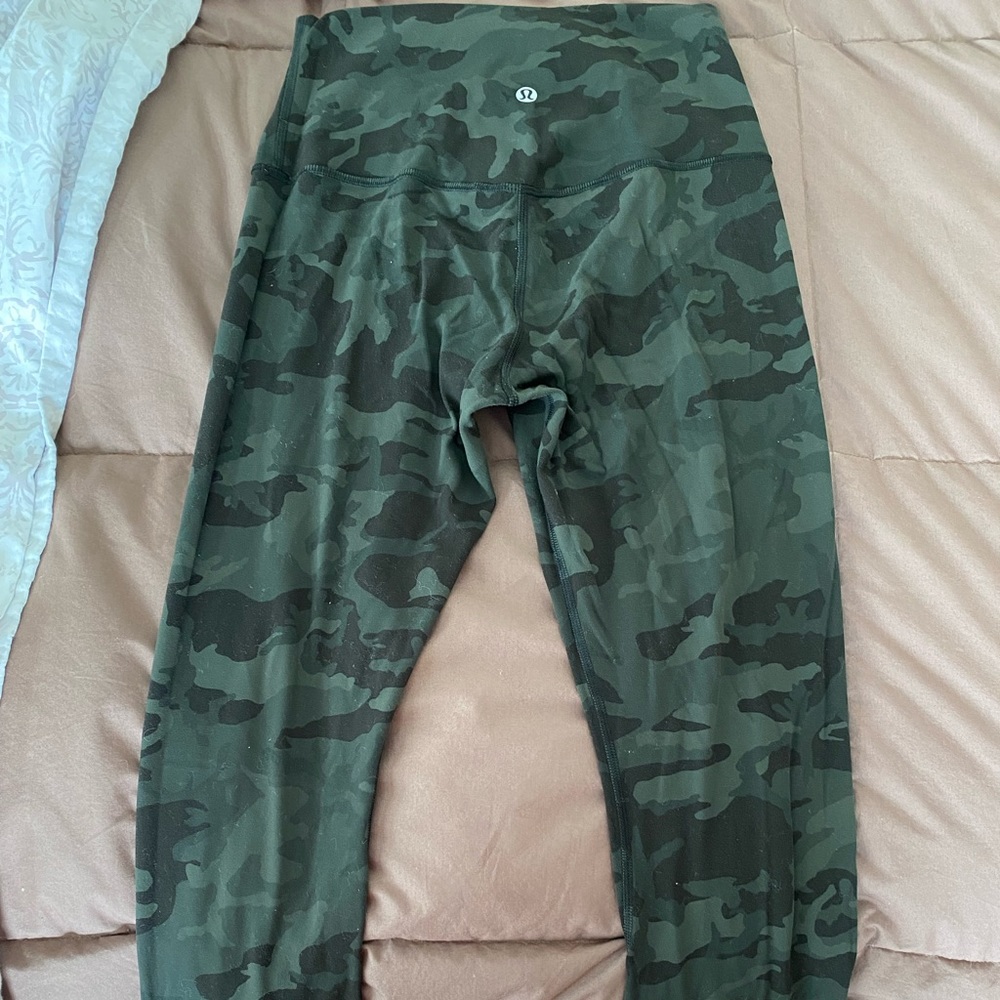 Lululemon align size 4 28in